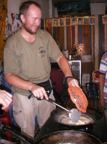 riechen tut es schon mal ausgezeichnet. Und Brandblasen sind auch noch keine anzutreffen ...