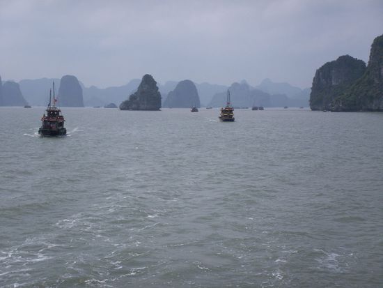 So verabschieden wir uns von der Halong Bucht...