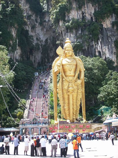 Der Eingang ist majestätisch