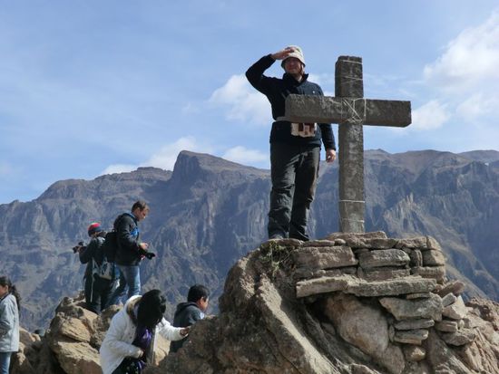 El Presidente hält am Mirador die Rede zu seinem Vogelvolk.
... aber Achtung auf die hungrigen Vogi ...