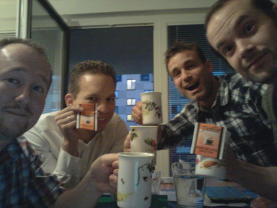 die Helden planen die letzten Meilensteine ...