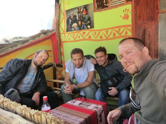 Noch ein Pisco Sour, bevor unser Taxler uns zur nächsten Sehenswürdigkeit bringt !