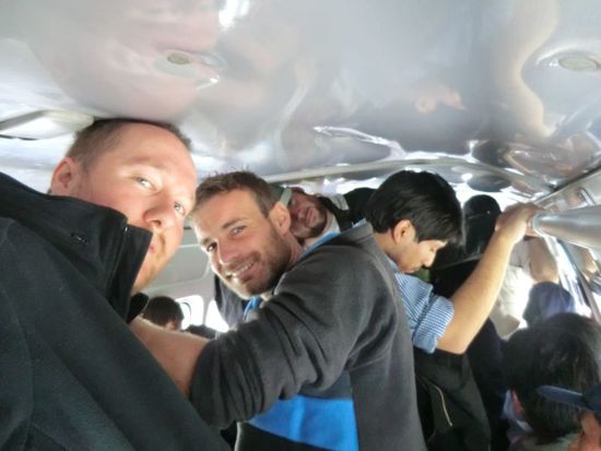 viel Marschieren macht müde ... eine Busfahrt schafft da nicht immer Abhilfe ...