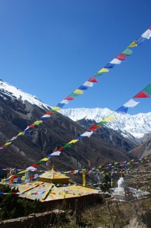 Kurz vor unserem Nachtlager war die Thare Gompa, ein kleines Koster.