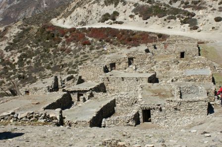 Upper Khangsar - ein kleines verlassenes Dorf.