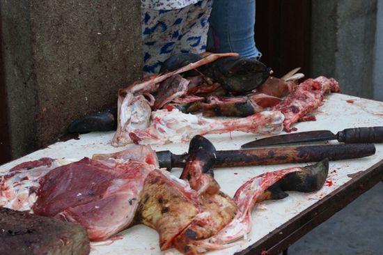 Wir essen hier aeusserst selten Fleisch!