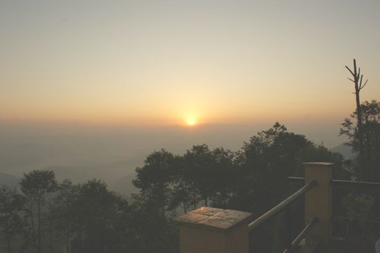 Sonnenaufgang von der Terrasse unserer Hotels (Green Valley) aus.