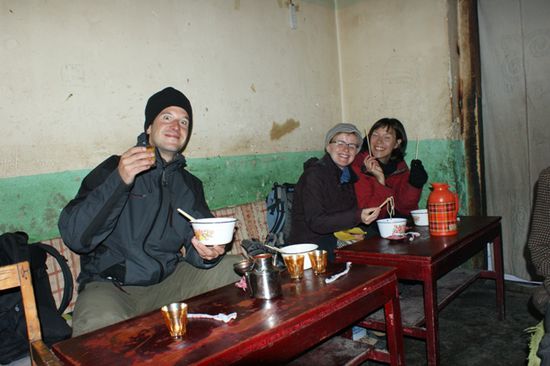 Warm, gemuetlich und lecker (abgesehen vom Tee - aber natuerlich: eine Frage des Geschmackes).