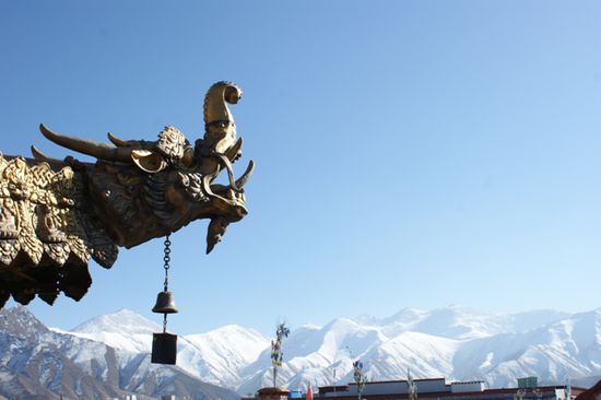 Vom Dach des Jokhang-Tempels hatte man wiederum eine hervorragende Aussicht.
