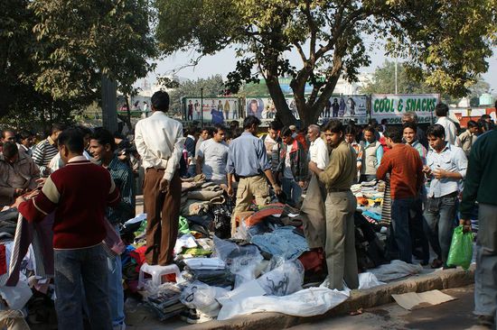 Auf den Maerkten ging es hoch zu und her.
