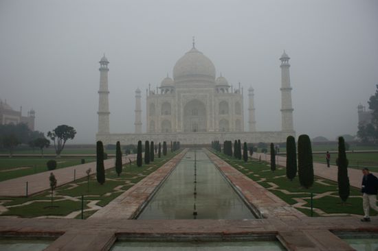 Taj Mahal - Indiens Wahrzeichen Nummer eins, wie es in unserem Reisefuehrer heisst...