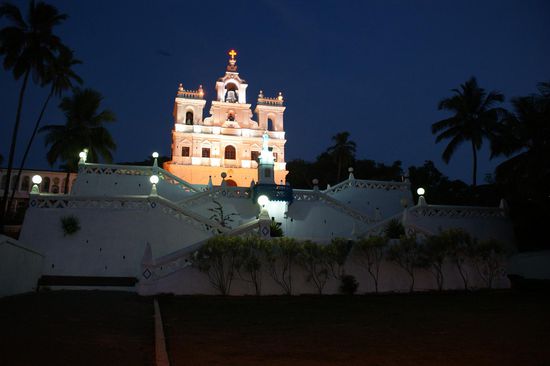 Das war die einzige Sehenswuerdigkeit von Panji, die wir an diesem Tag sahen:
Die Kirche "Our Lady of Immaculate Conception"