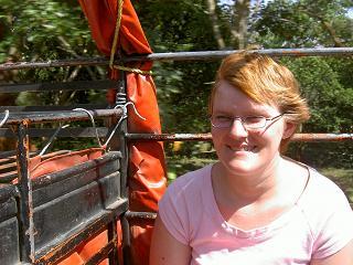 Nicole auf dem Pickup
