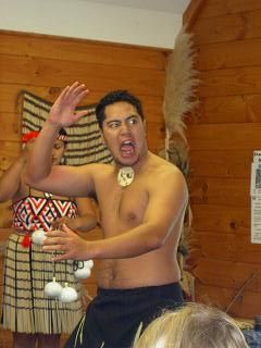 Haka - der wilde Kriegstanz (leider von mir falsch eingefuegt )
