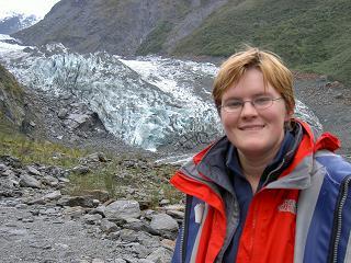 Nicole vor dem Fox Gletscher