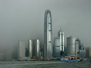 Mystisch:HongKong vor dem Platzregen
