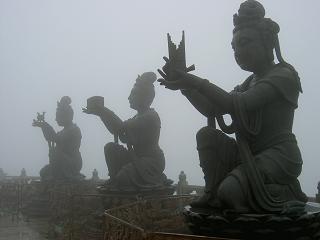 ... und 3 der 6 Buddhisatva