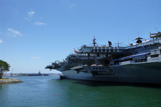 Kein Foto kann die Größe dieses Schiffes wiedergeben. Ich war beeindruckt.