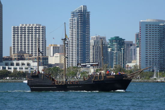 Plötzlicher Piratenangriff