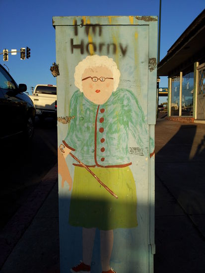 Die Bewohner meines Stadtteils beweisen immer wieder eine ganz besondere Art von Humor ;o)