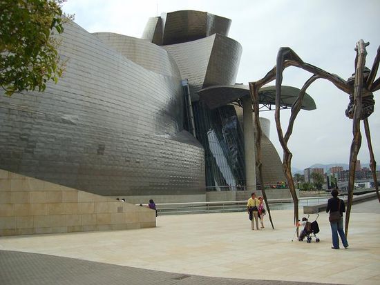 Rueckseite vom Guggenheim Museum