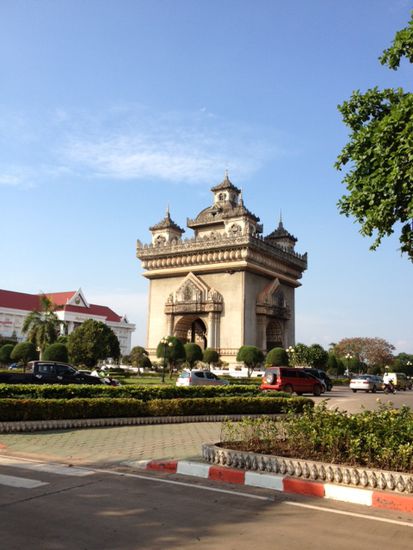Patuxai - der Triumphbogen