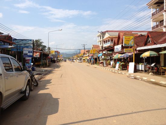 Der Weg (ca. 15 Minuten) mit dem Tuk Tuk durch's Dörfchen zum Tubingpoint.