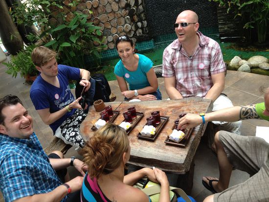 Welcome Drink einnehmen...