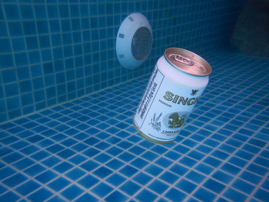 hier schon mal das Singha Bier so richtig kalt gestellt 