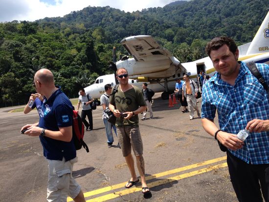 Landung im Dschungel