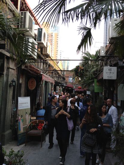 französisches Viertel zum Dritten... Überall gibt es Cafes und nette Gassen.