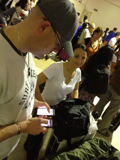 Roland spielt gerade "Angry Birds" gegen sich selbst.