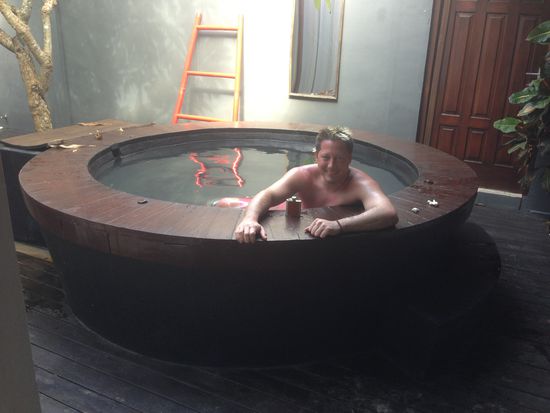 Zwischendurch mal in den Jacuzzi springen schadet ja nicht 