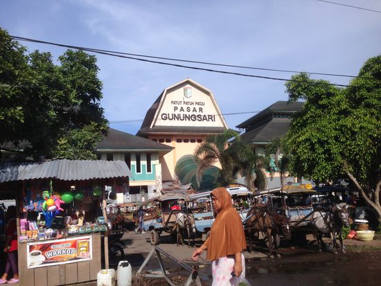 Touristen ausgelegt sind, sondern eher an die Grundbedürfnisse der Einwohner.