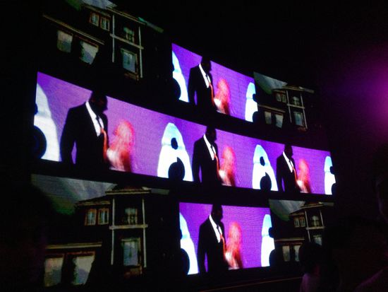 Der Club ist bekannt für seine Videoshows