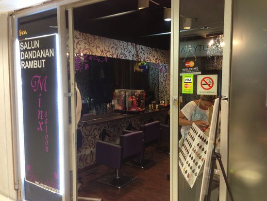 Hier ist Christine schon Stammkunde (3 x).
Kurz Preis aushandeln, Termin ausmachen und 2 Stunden später