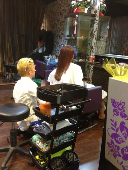 auf dem Stuhl Platz nehmen...