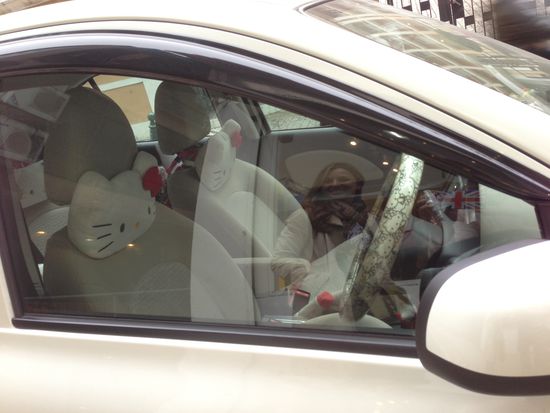 Wie auch hier, das Lenkrad und...