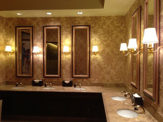 Ein Standard Badezimmer 