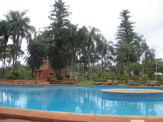 Swimmingpool im Hostel Inn