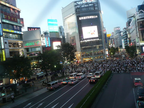 Voelkerwanderung in Shibuya