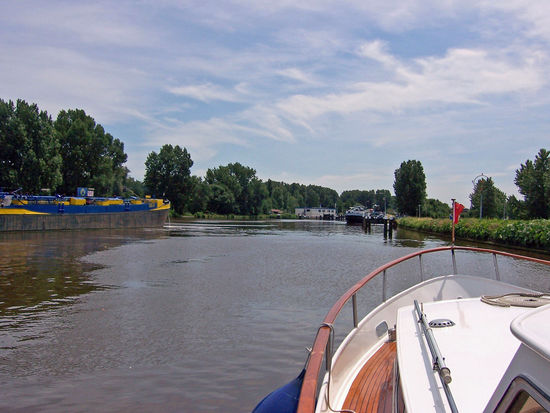 Warten mit der Berufsschifffahrt