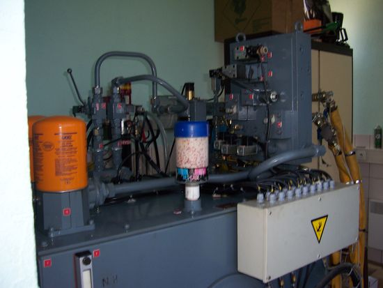 die Hydraulik der Schachtschleuse