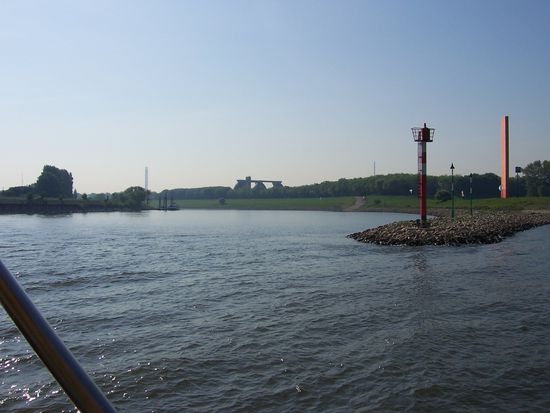 hier mündest die Ruhr in den Rhein