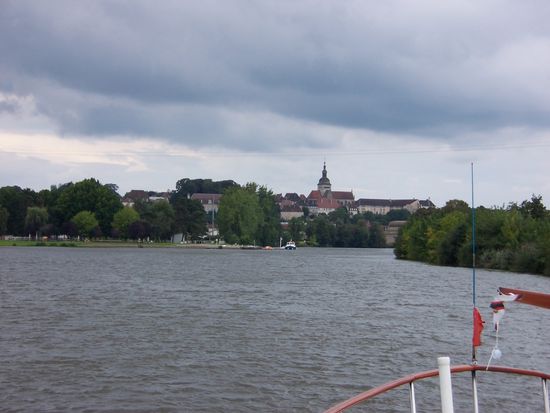 Gray sur Sône
Halteplatz im Oberwasser der Schleuse