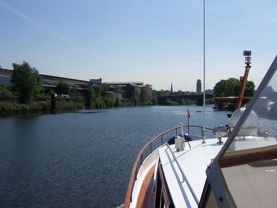 unser Weg führt mitten durch Mülheim-Sytrum