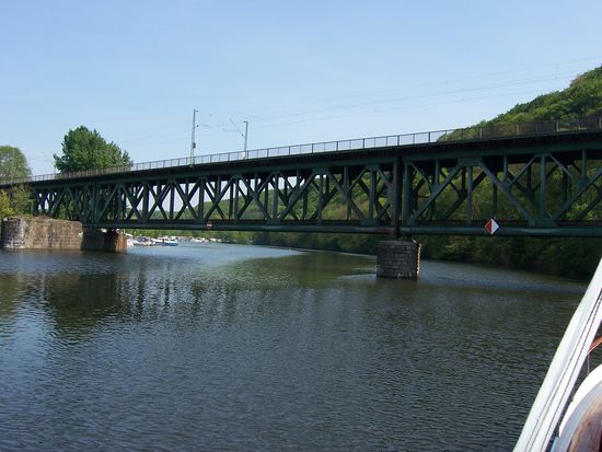 Eisenbahnbrücke Kettwig, Vorsicht mit der Höhe, Funkantenne legen