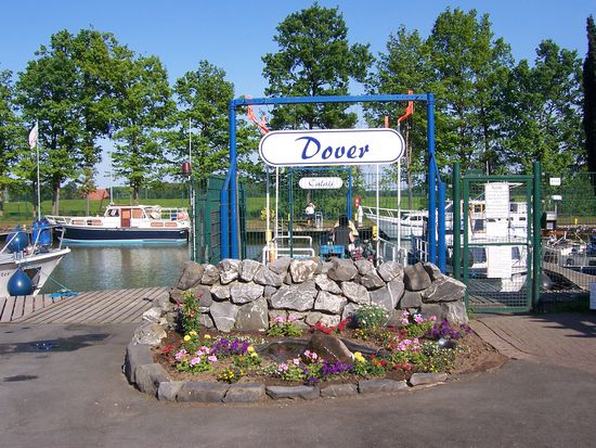 so schnell kommt keiner von Dover nach Calis wie im Fuestruper Hafen