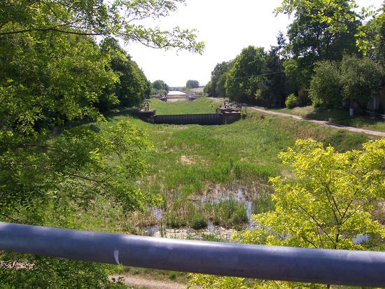 ein Teil der Alten Fahrt Fuestrup wurde zugeschüttet