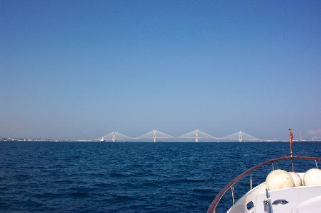 die neue Brücke im Golf von Patras